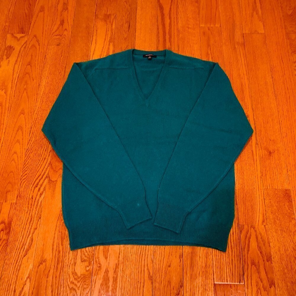 Burberry V Neck Pullower Sweater 100% Lambs Wool Men's Size Medium